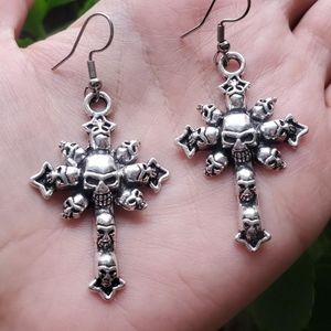 New Skull Cross Earrings
